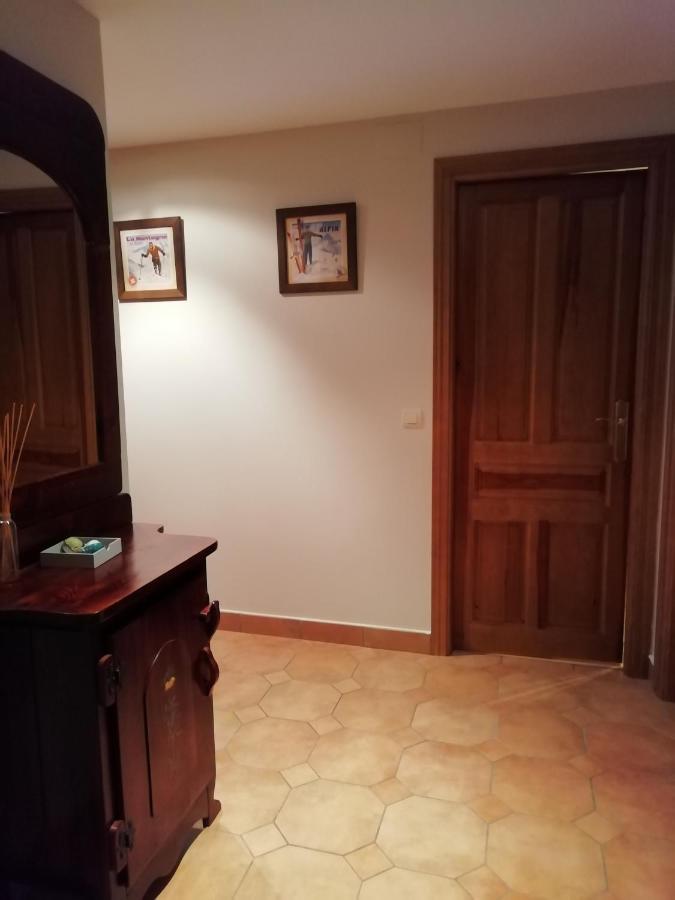 Apartamento Familiar Con Vistas Y Garage La Portiecha Apartment Sallent de Gállego Екстериор снимка