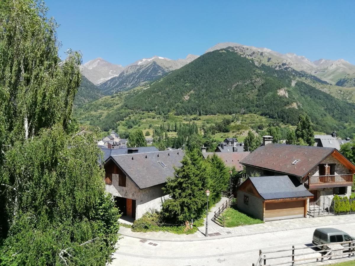 Apartamento Familiar Con Vistas Y Garage La Portiecha Apartment Sallent de Gállego Екстериор снимка