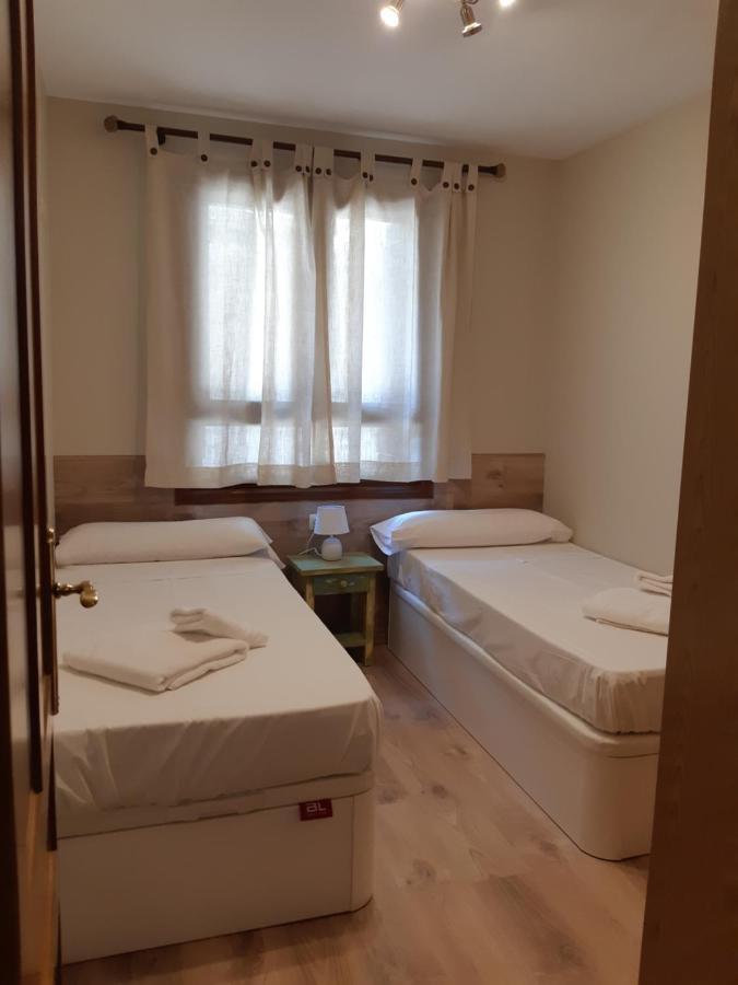 Apartamento Familiar Con Vistas Y Garage La Portiecha Apartment Sallent de Gállego Екстериор снимка