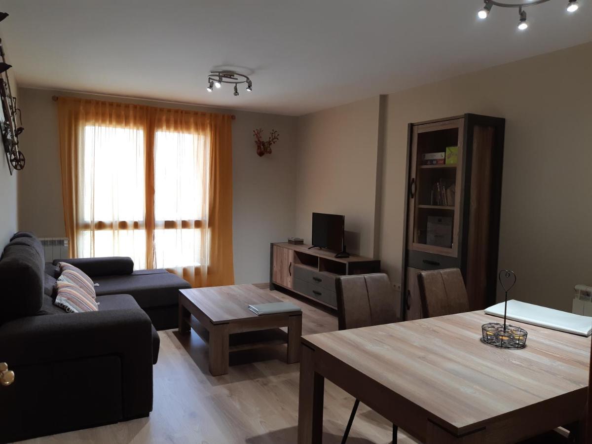 Apartamento Familiar Con Vistas Y Garage La Portiecha Apartment Sallent de Gállego Екстериор снимка