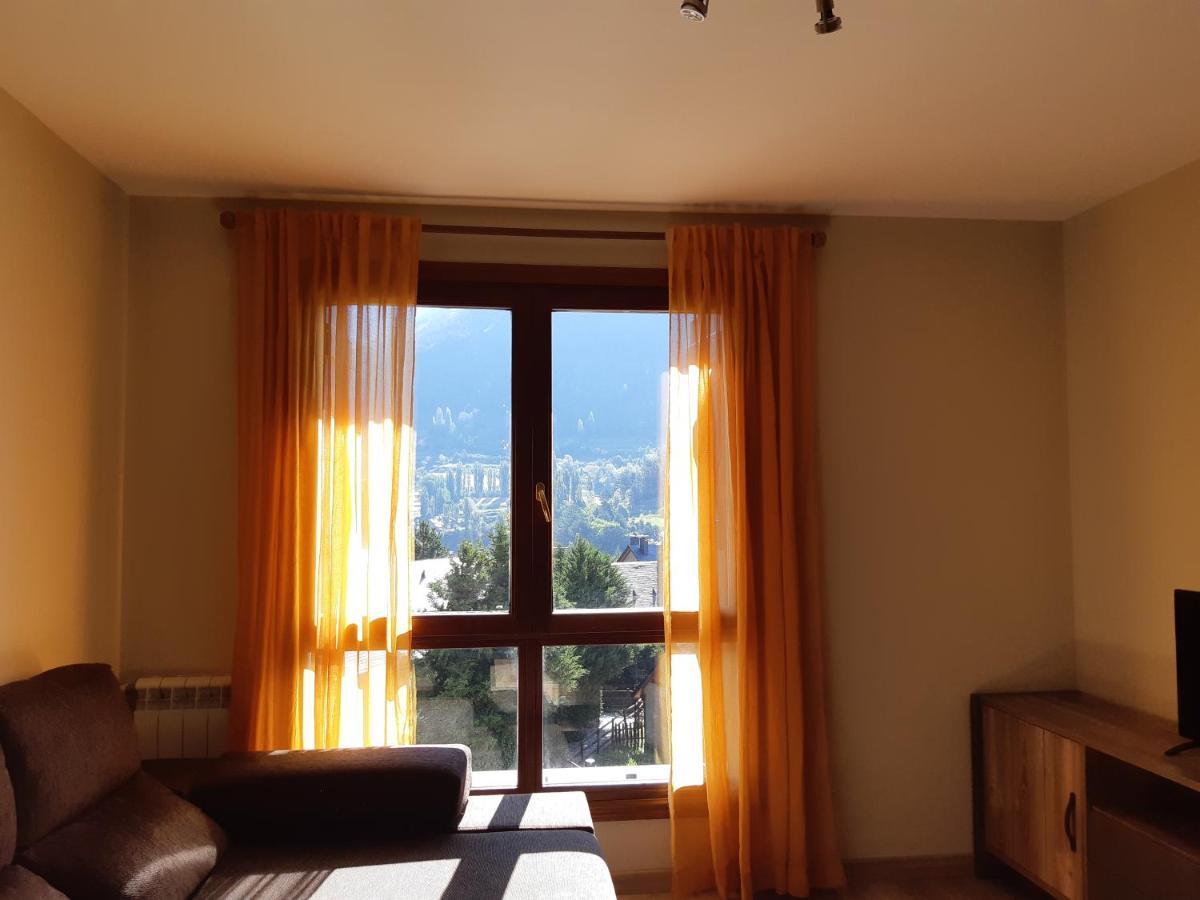Apartamento Familiar Con Vistas Y Garage La Portiecha Apartment Sallent de Gállego Екстериор снимка